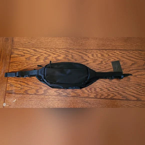 Toiletry bag - Picture 2 of 3